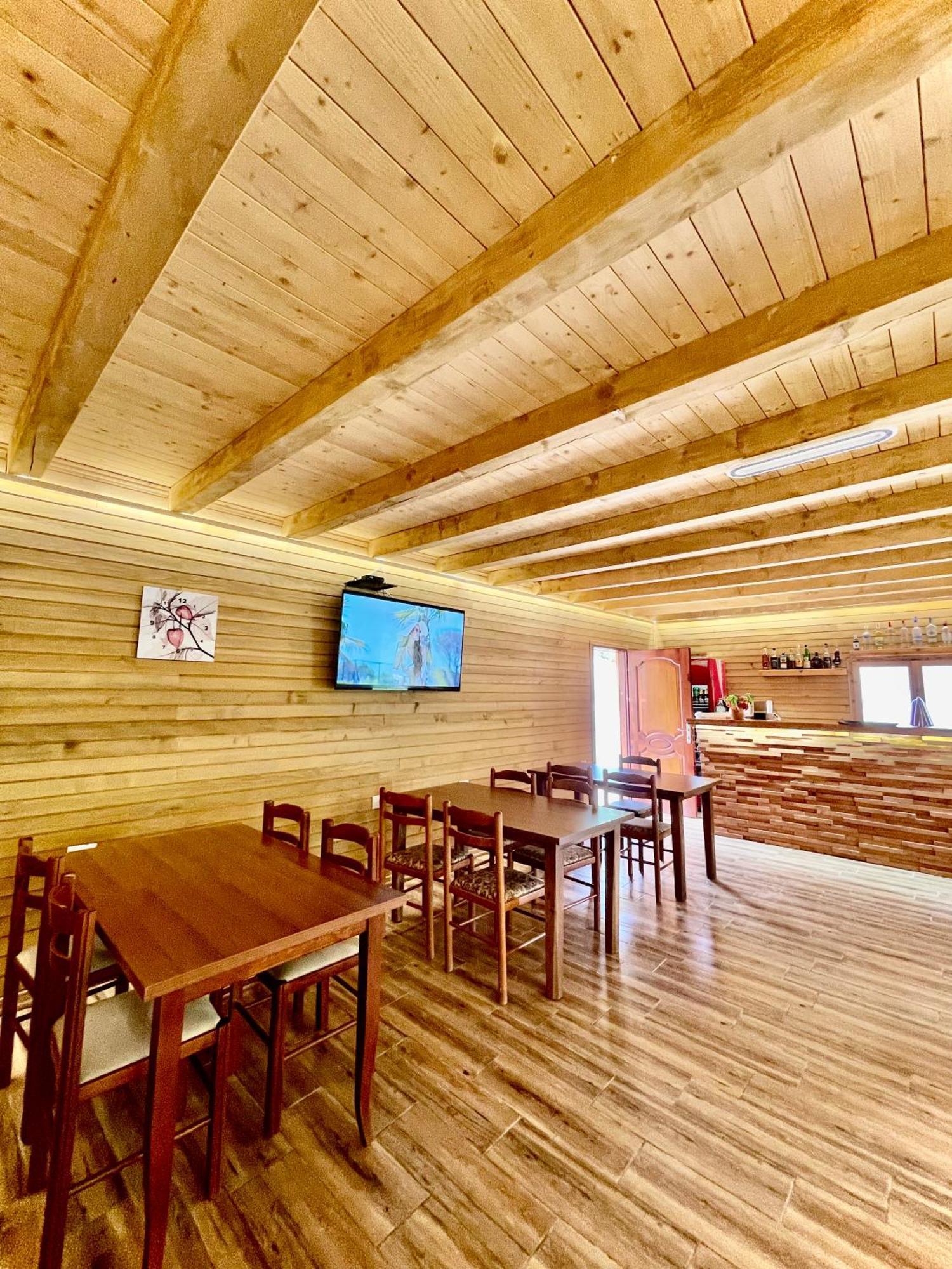فالبني Lazer Cardaku Guesthouse المظهر الخارجي الصورة